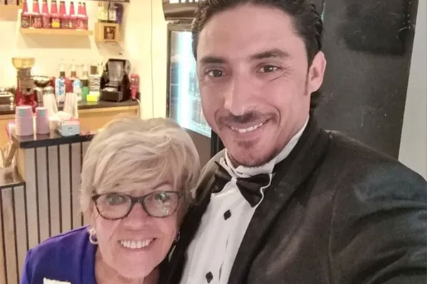 Thấy mình bị đào mỏ, cụ bà 83 tuổi chia tay chồng trẻ 37 tuổi-1