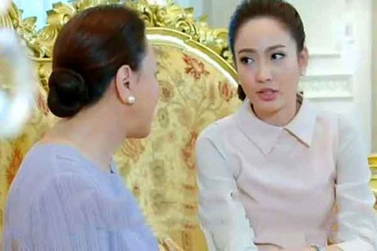 Chị dâu đòi bố mẹ tôi phải ký cam kết thì mới chịu nhận vàng cưới