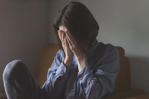 Thời điểm phụ nữ có nguy cơ mắc K tuyến giáp cao nhất trong đời, BS khuyên nên thận trọng tầm soát-4