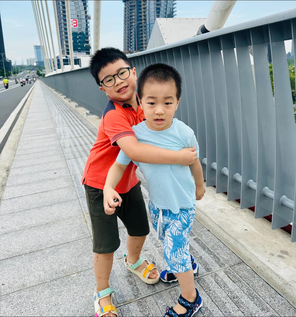 Con trai Đinh Ngọc Diệp đọc vanh vách tên 63 tỉnh thành, ai cũng khen mẹ dạy con quá đỉnh-1