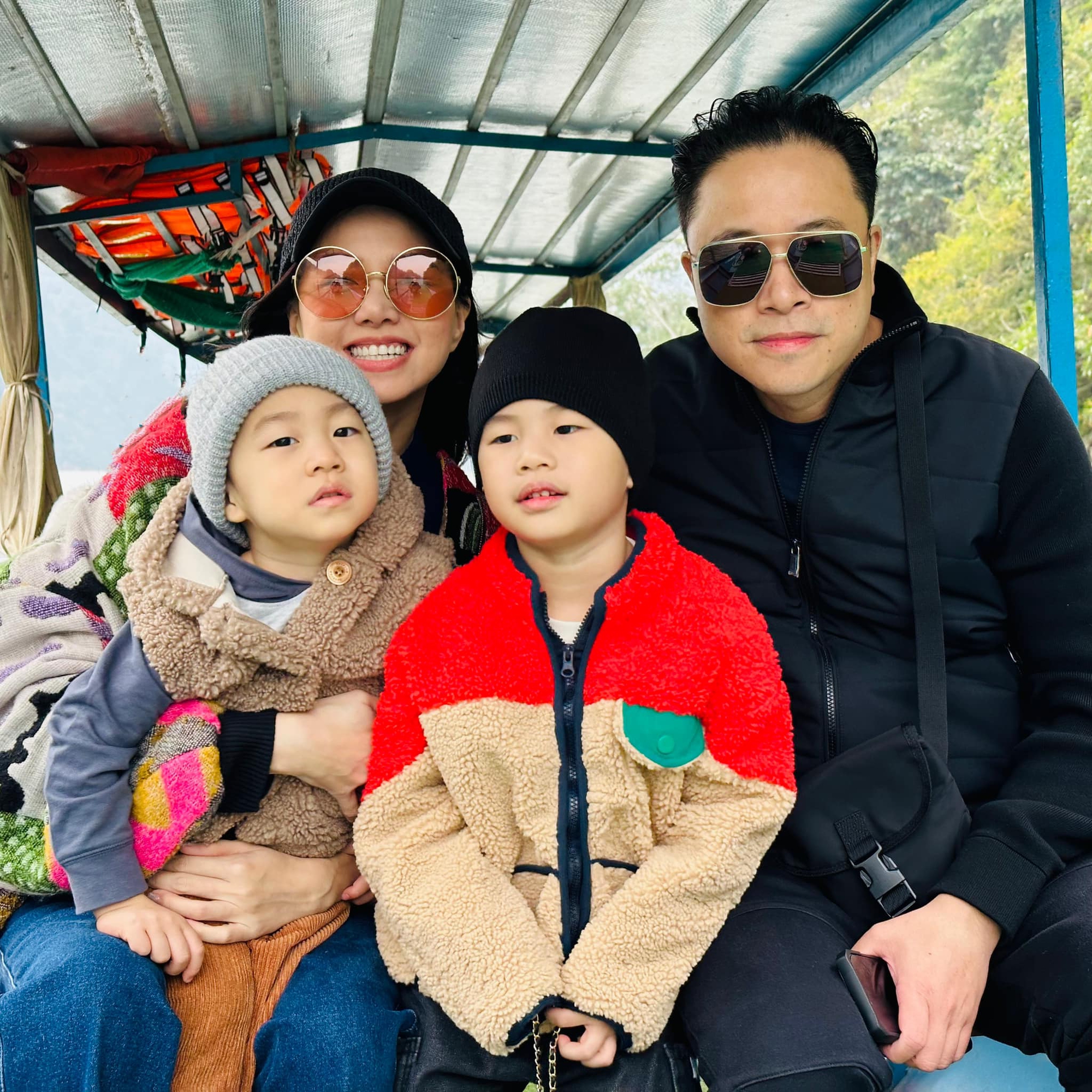 Con trai Đinh Ngọc Diệp đọc vanh vách tên 63 tỉnh thành, ai cũng khen mẹ dạy con quá đỉnh-4