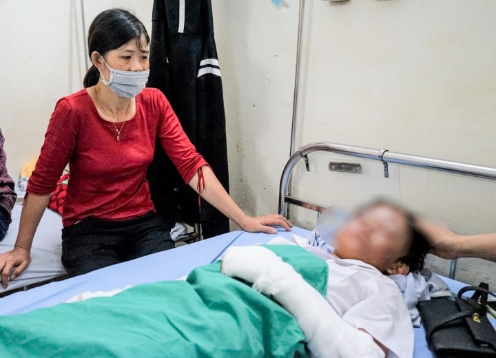 Sức khỏe học sinh tiểu học vụ nổ bóng bay tại lễ khai giảng hiện ra sao?-1