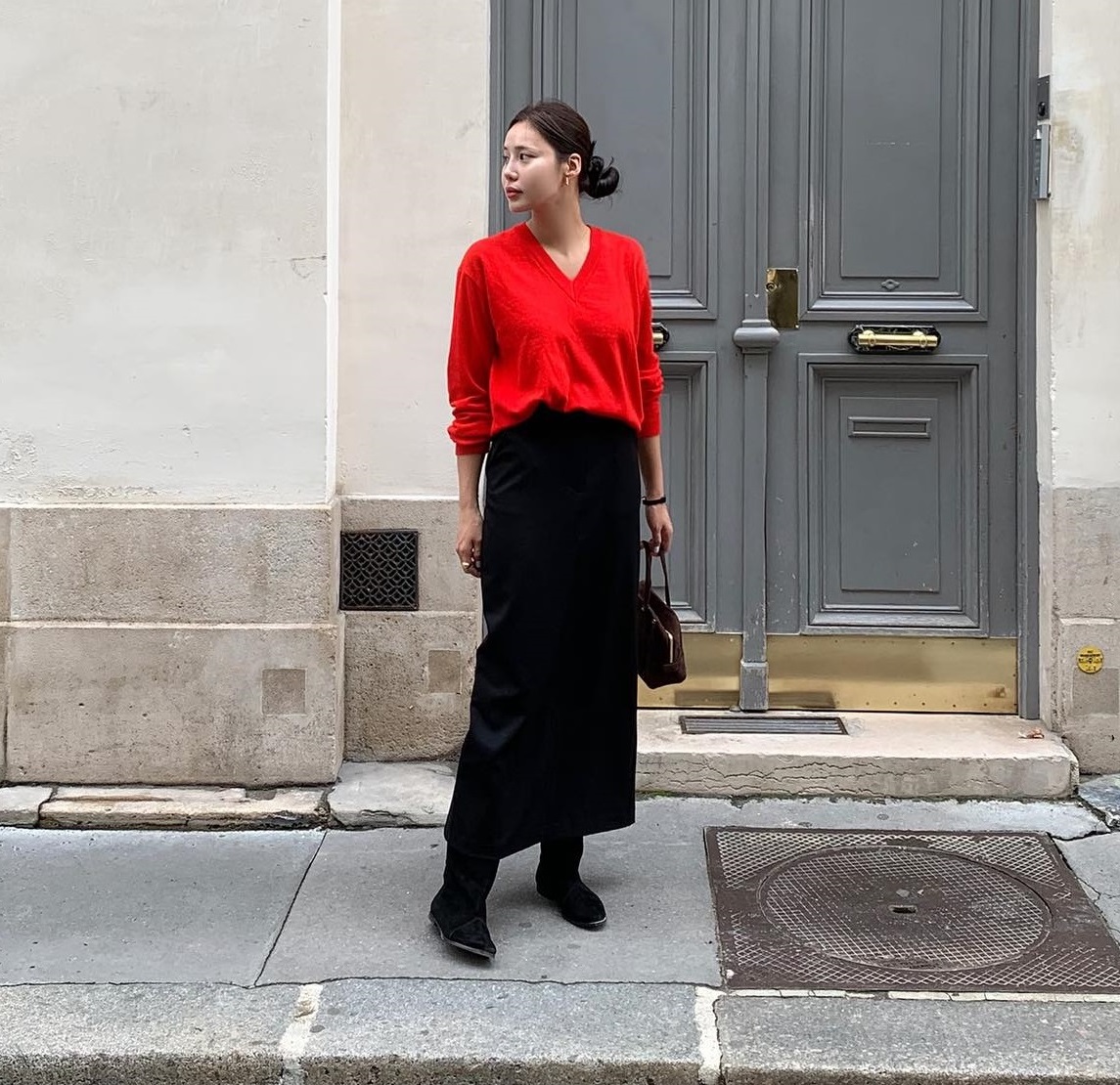 9 cách mặc trang phục màu đỏ sang trọng, không bị sến-5