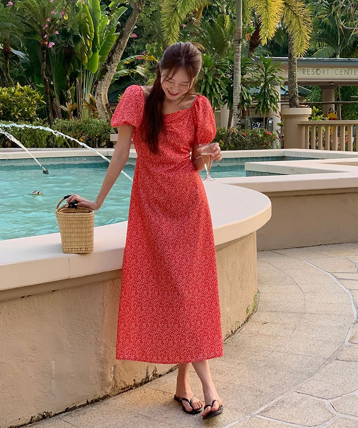 9 cách mặc trang phục màu đỏ sang trọng, không bị sến-9