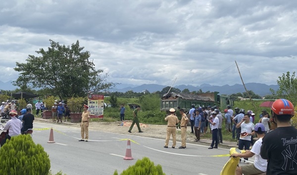 Khởi tố tài xế xe tải tông 2 nữ sinh tử vong sau lễ khai giảng-2