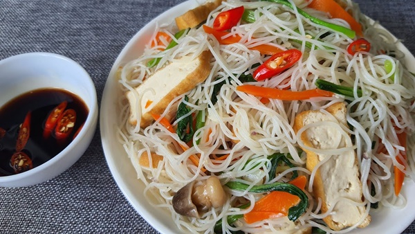 4 loại bữa ăn quen miệng của người Việt nhưng lượng đường trong máu tăng không phanh”: Bớt ngay nếu muốn sống khỏe, thọ dài-3