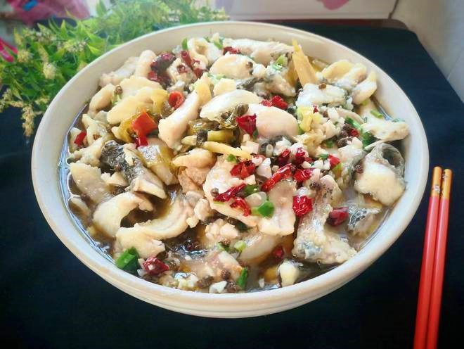 Loại rau giá tiền tính theo bát, vừa ngon rẻ lại tốt cho tiêu hóa, đem nấu với cá được món cực ngon-10