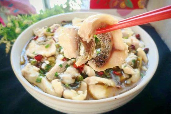 Loại rau giá tiền tính theo bát, vừa ngon rẻ lại tốt cho tiêu hóa, đem nấu với cá được món cực ngon