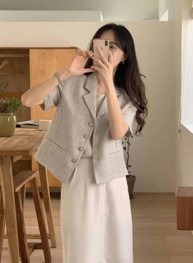 Đáng sắm nhất bây giờ là áo blazer, diện lên sẽ thấy không khí mùa thu liền-10