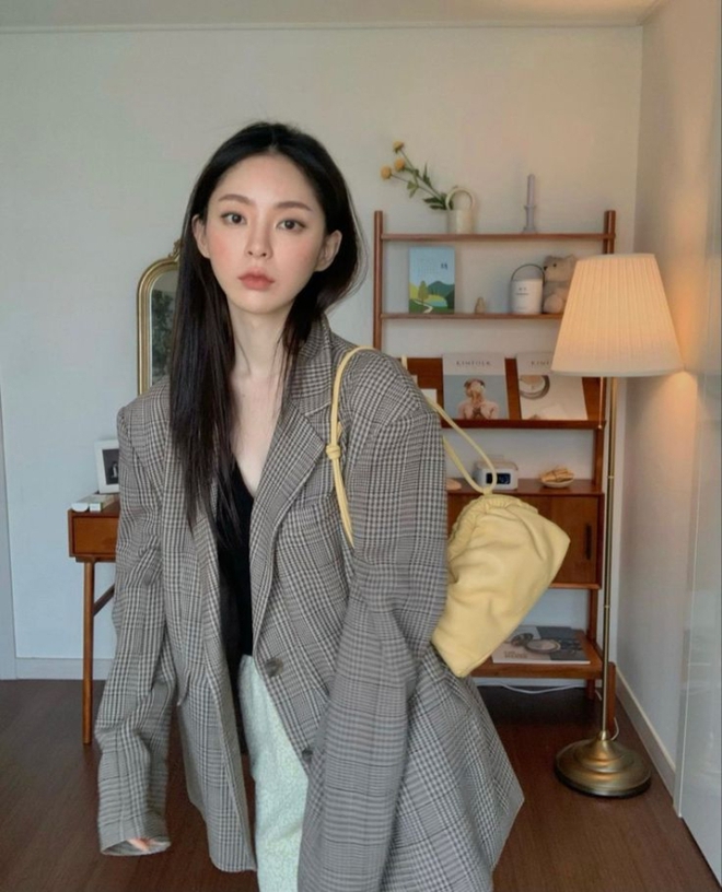 Đáng sắm nhất bây giờ là áo blazer, diện lên sẽ thấy không khí mùa thu liền-12