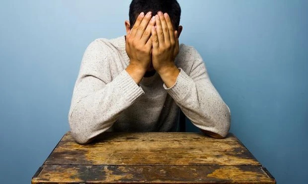 Con có hơn 50 triệu đồng mua iPhone, cha mẹ vội báo cảnh sát: Đòi được tiền nhưng có một thứ không thể lấy lại-3