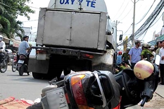 Những tài xế ác bấm còi xe theo kiểu lấy mạng người