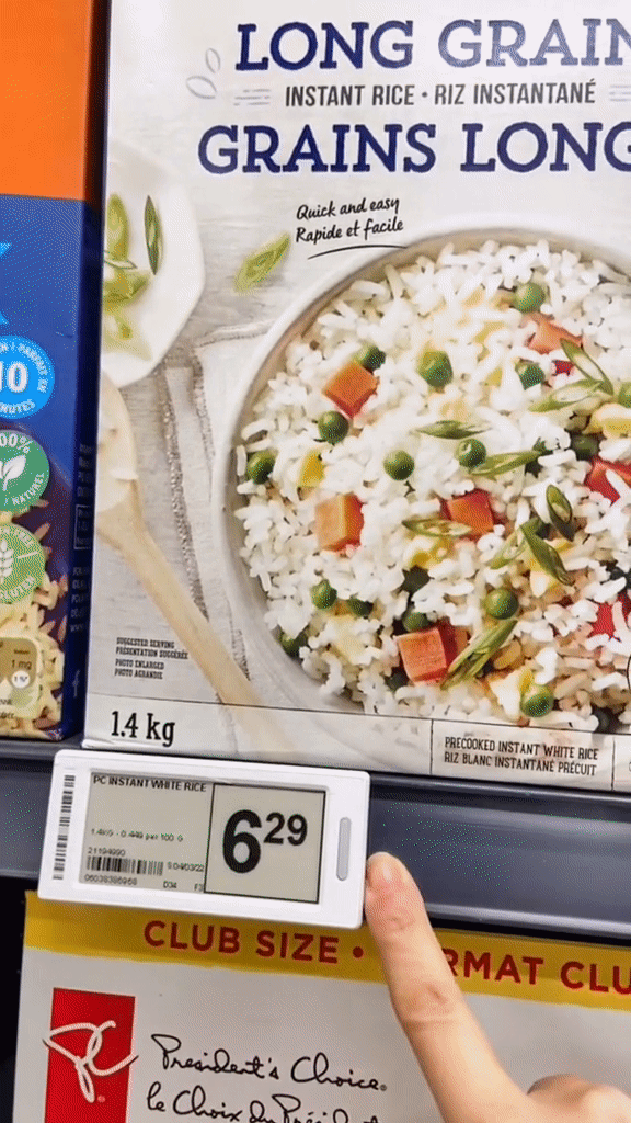 Người phụ nữ Việt ở Canada kể chuyện đi mua gạo nấu cơm, xem giá mỗi túi khẳng định đúng đại gia mới được ăn-5