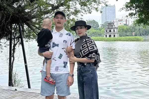 Vợ Hồ Tấn Tài hé lộ ảnh chồng và Tiến Linh cùng trổ tài vào bếp-4