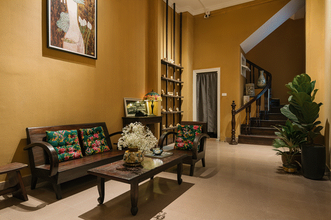 Không gian nhà phố giữ trọn nét đẹp nhuốm màu thời gian từ những vật liệu cũ-5