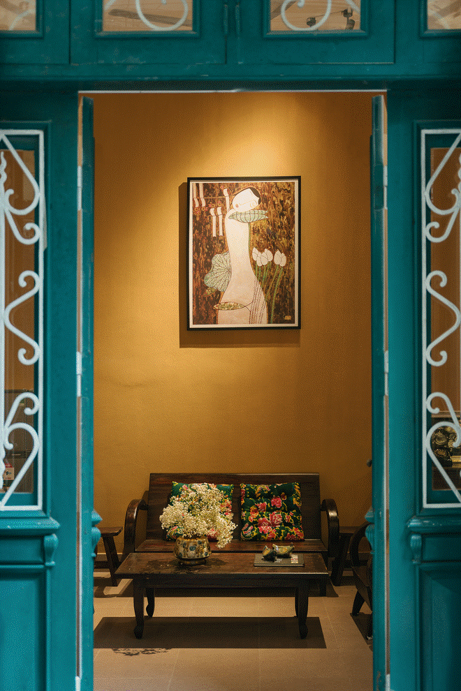 Không gian nhà phố giữ trọn nét đẹp nhuốm màu thời gian từ những vật liệu cũ-15