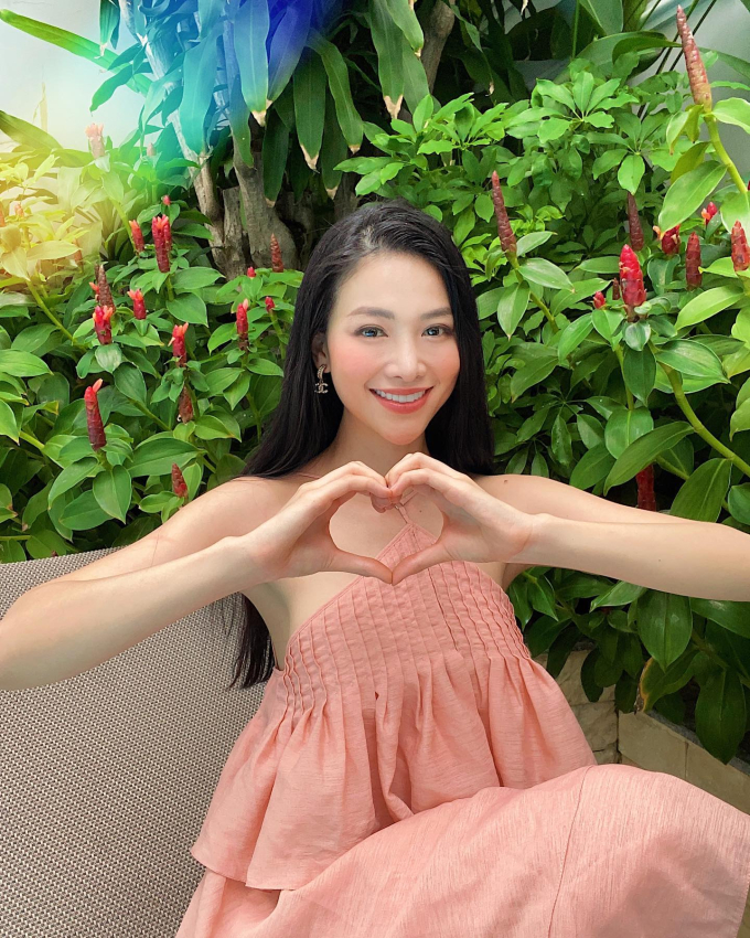 Bên trong biệt thự khu nhà giàu quận 2 của Hoa hậu Phương Khánh: Vườn cây xanh um, cứ ngồi vào là có ảnh đẹp-4