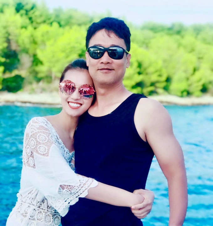 Cuộc sống nhung lụa trong biệt thự 60 tỷ của nữ diễn viên khoe chồng là sugar daddy bao nuôi 17 năm qua-4