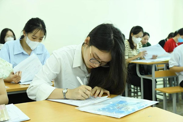 Khó như… trượt đại học-1