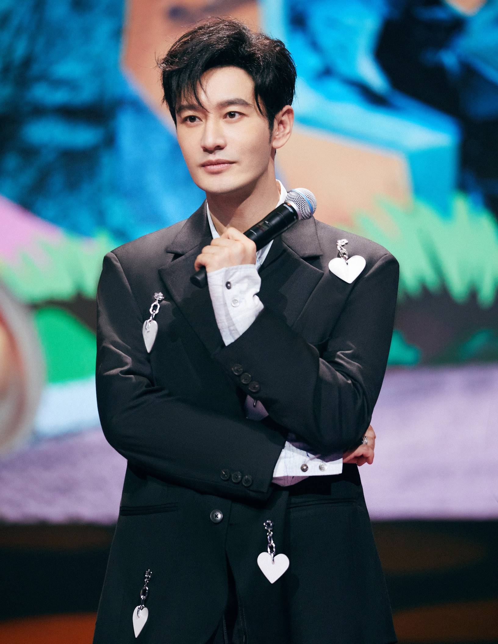 Rộ tin Huỳnh Hiểu Minh ngoại tình trước khi ly hôn với Angelababy, còn có con riêng?-1