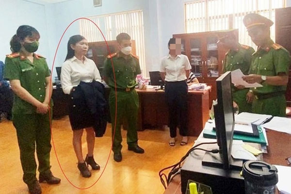 Đòi hối lộ mới trả hồ sơ, đội trưởng cơ quan thuế sắp hầu tòa-1