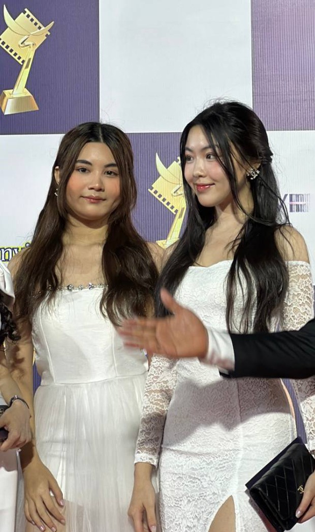 Cam thường soi rõ nhan sắc Lọ Lem - Hạt Dẻ, có thật bên ngoài còn đẹp hơn trên mạng?-2