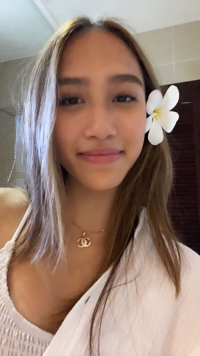 Con gái Thái VG lên đồ xem chung kết Rap Việt, nhan sắc trên sóng truyền hình gây chú ý-2