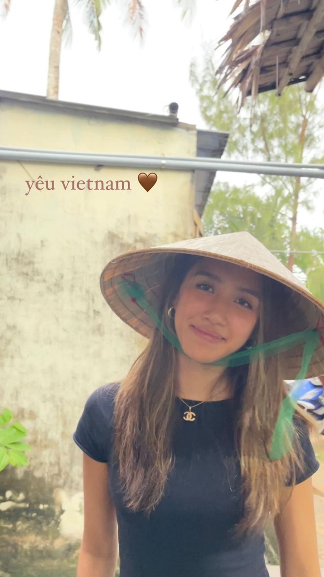 Con gái Thái VG lên đồ xem chung kết Rap Việt, nhan sắc trên sóng truyền hình gây chú ý-3