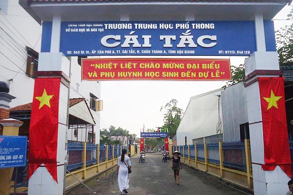 Ban đại diện phụ huynh vận động mua tivi cho lớp học, Sở GD chỉ đạo khẩn-1