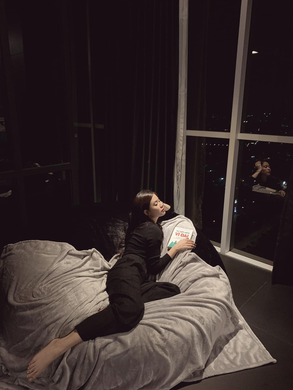 Nơi ở đẳng cấp của nữ ca sĩ đang gây chú ý về phần trả lời liên quan đến Hồ Hoài Anh-16