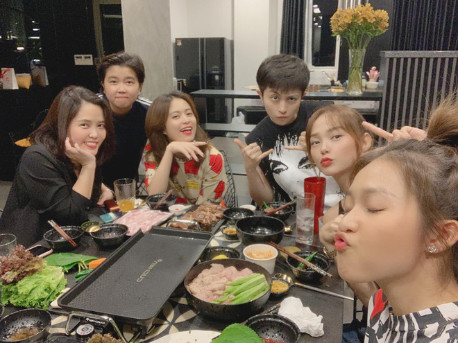 Nơi ở đẳng cấp của nữ ca sĩ đang gây chú ý về phần trả lời liên quan đến Hồ Hoài Anh-18