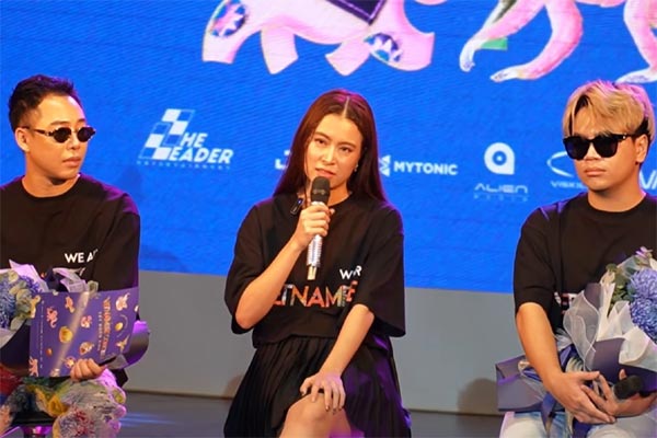 Hoàng Thùy Linh ngạo mạn hay cú trượt chân về văn hóa ứng xử?-4