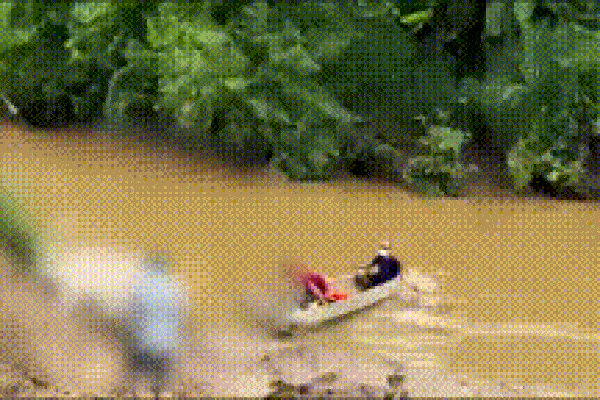 Đồng Nai: Phát hiện thi thể bé trai nổi trên sông Buông