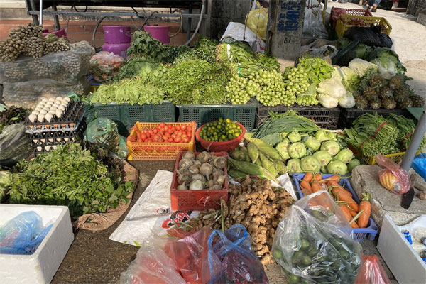 Giá xăng chạm mốc 25.000 đồng/lít, người tiêu dùng lo ngại giá hàng hóa té nước theo xăng-1