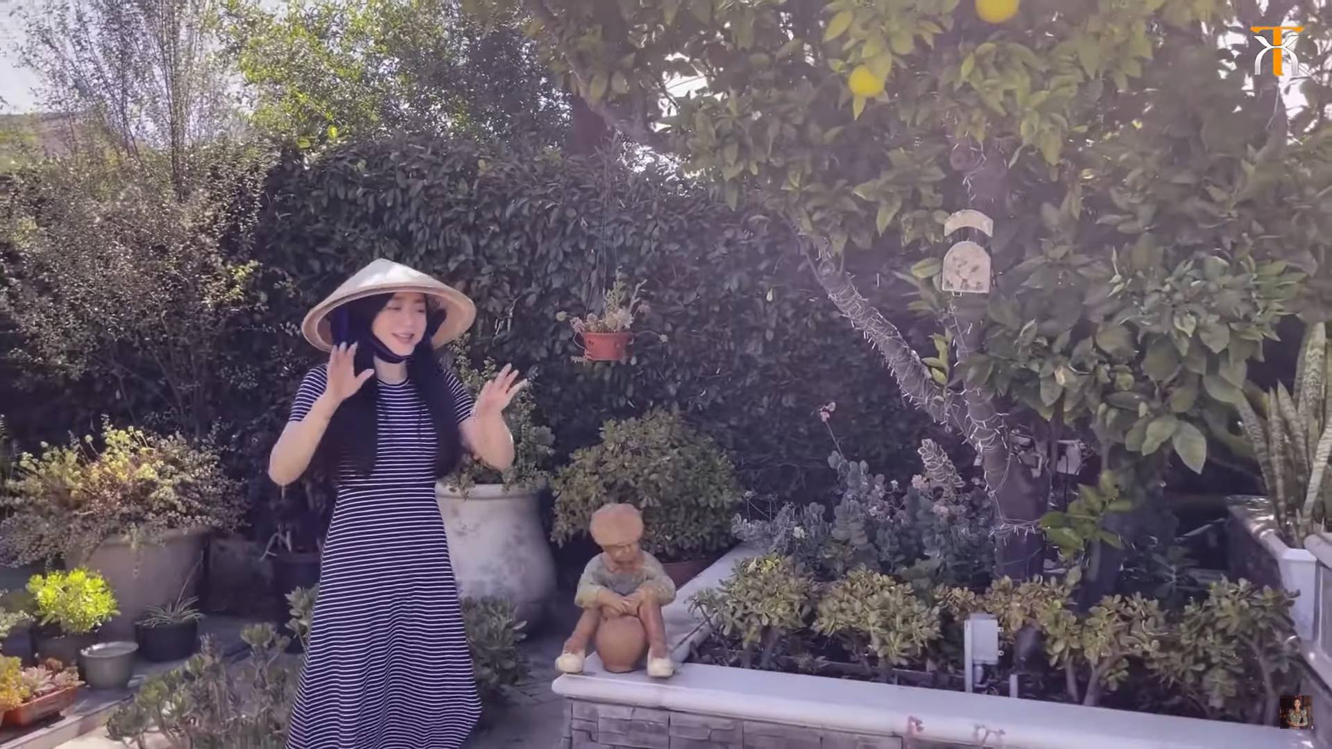 Hôn nhân rình rang kết thúc chỉ sau hơn 1 năm chung sống, Hà Thanh Xuân và Vua cá Koi hiện sở hữu những cơ ngơi thế nào?-17