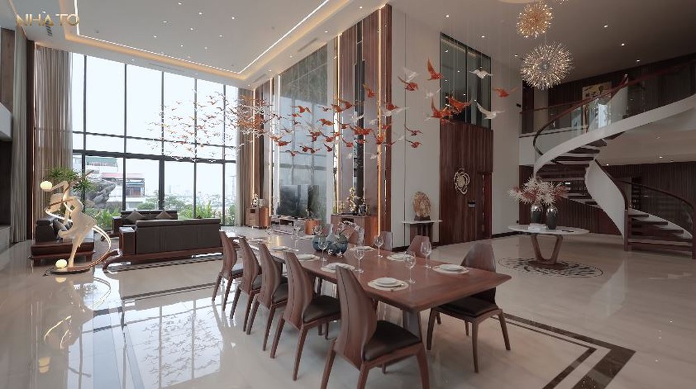Biệt thự trên không rộng hơn 3.000m2 của đại gia 9X Hà Nội, riêng tầng thượng đã trị giá hơn trăm tỷ-3