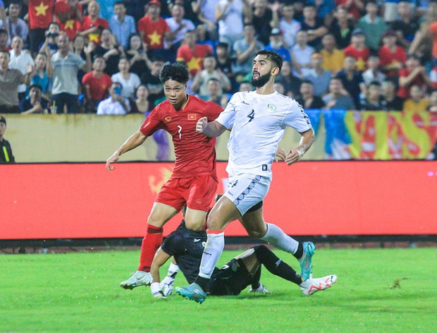 Trọn vẹn cảm xúc của Công Phượng với bàn thắng trong màu áo ĐT Việt Nam-3