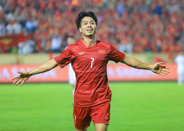 Trọn vẹn cảm xúc của Công Phượng với bàn thắng trong màu áo ĐT Việt Nam-6