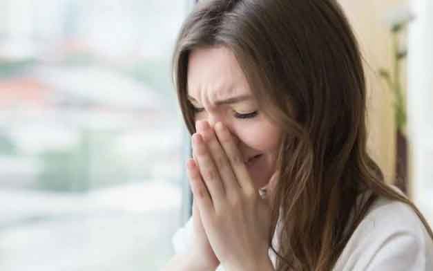 Bị con riêng của chồng đuổi ra khỏi nhà nhưng tôi chỉ biết ôm mặt khóc-1