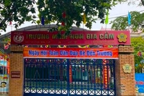 Nữ hiệu trưởng ở Phú Thọ bị 'tố' rủ các giáo viên đánh bài trong trường