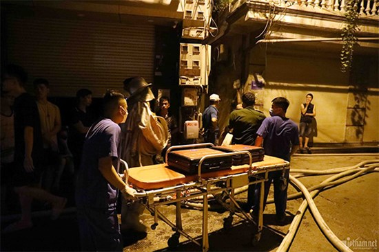 Vụ cháy chung cư mini ở Hà Nội: Nhiều bệnh viện đồng loạt tiếp nhận nạn nhân