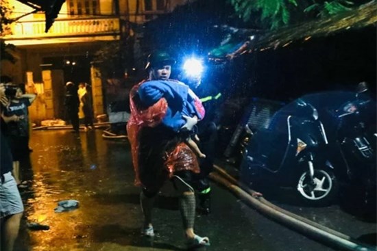 Hà Nội hỗ trợ toàn bộ chi phí điều trị cho nạn nhân vụ cháy chung cư mini