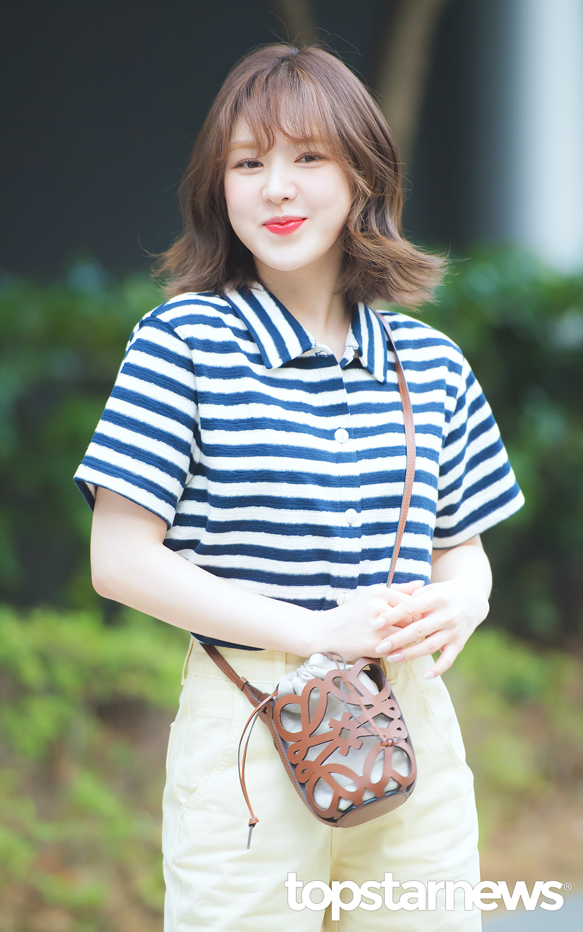 Wendy gợi ý 10 cách diện đồ trẻ trung cho nàng tóc ngắn-1