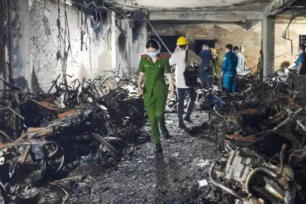 29 học sinh là nạn nhân trong vụ cháy chung cư mini ở Hà Nội-1