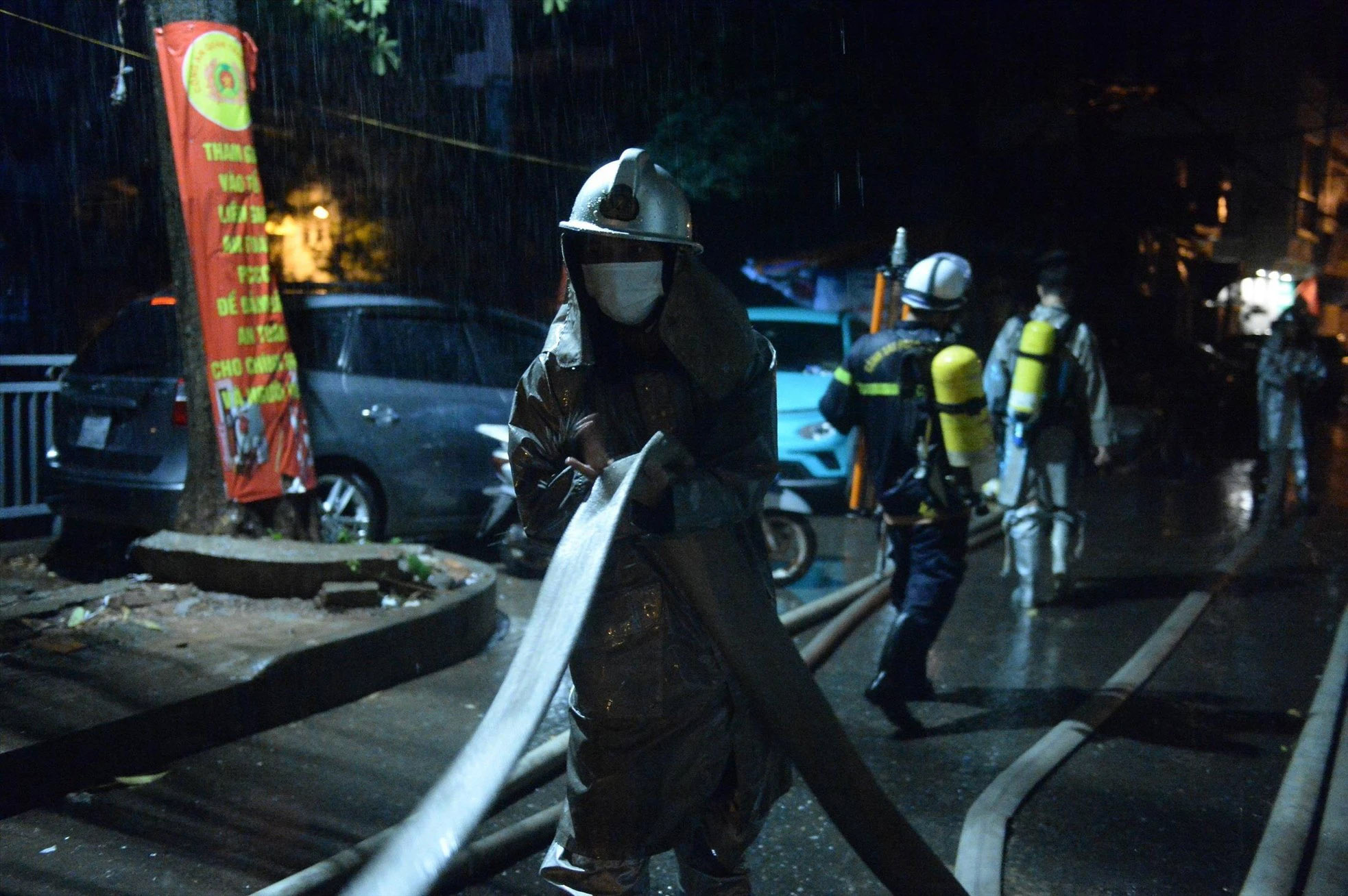Vụ cháy chung cư mini, hơn 90 người thương vong ở Hà Nội: Ám ảnh tiếng kêu cứu trong đêm-2