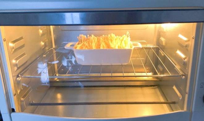 Loại rau duy nhất chứa vitamin D không chỉ để xào, đem nướng được món giòn sần sật, chua chua ngọt ngọt cực đã-2