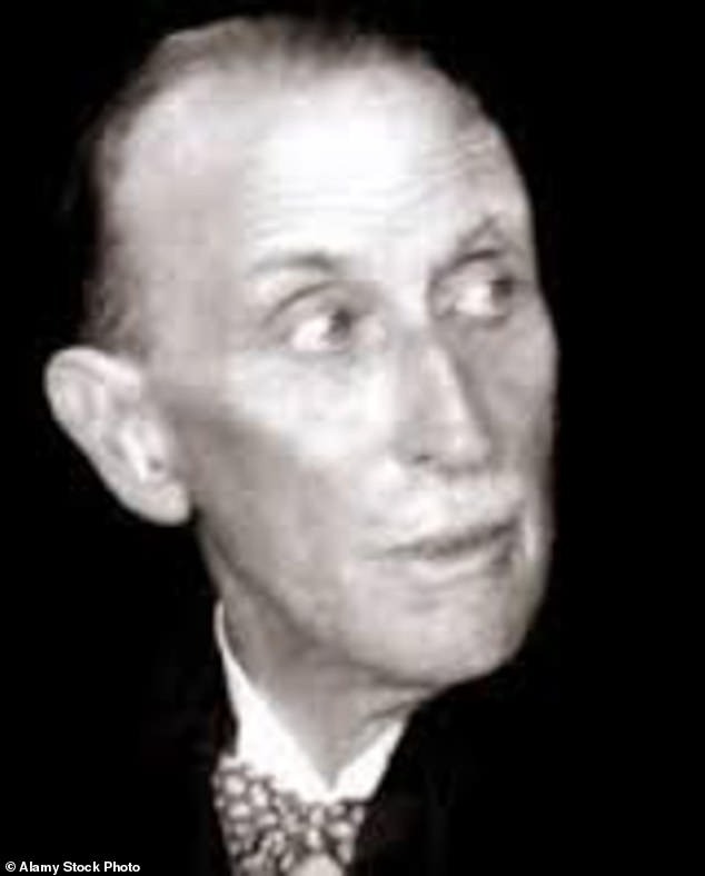 Chuyện ít biết về chiếc vương miện cố Nữ vương Elizabeth II đội trong bức chân dung mới công bố-5