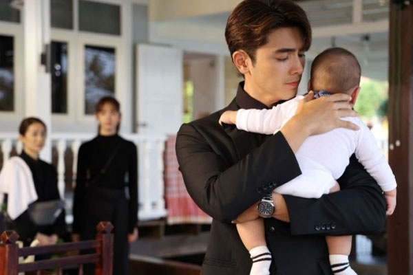 Sự thật về ông chồng đưa nhiều tiền, cho vợ tự do thoải mái: Hôn nhân có thể cố gắng chứ đừng cố chấp!-2