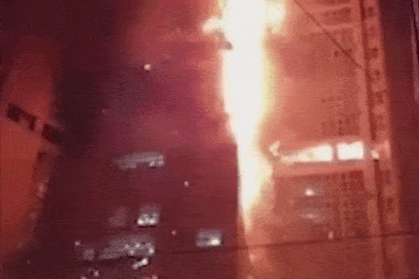 Từng có vụ hỏa hoạn nuốt chửng nửa tòa chung cư ở Hàn Quốc nhưng không ai mất mạng, lý do nằm ở đâu?