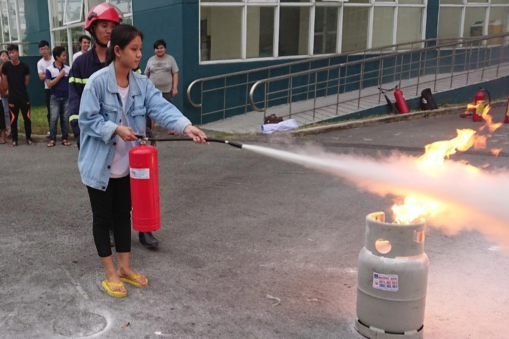 Bình Dương kiểm tra tất cả chung cư, có 3 nơi vi phạm phòng cháy chữa cháy-3